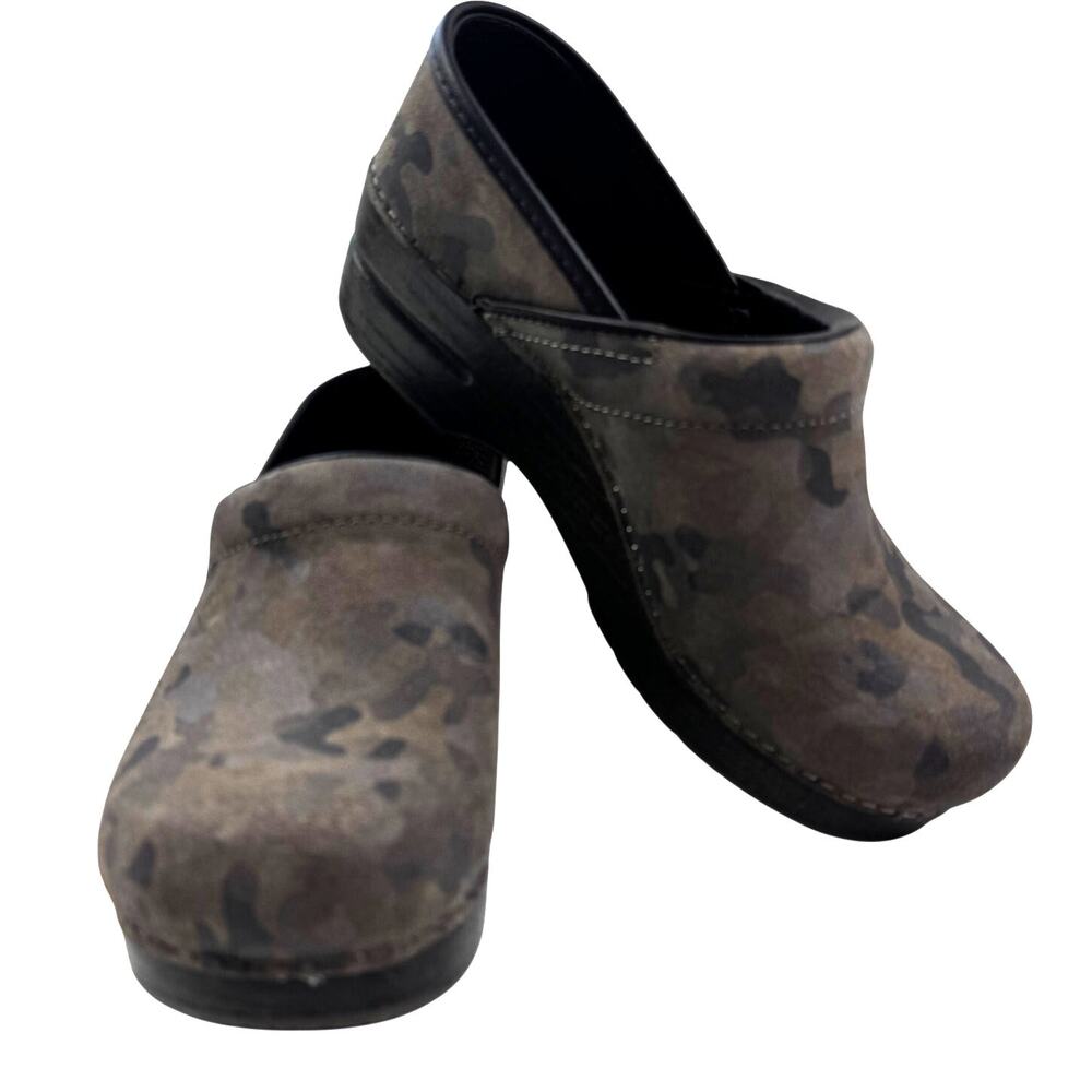 Dansko Professional Camo Suede Leather Clogs Slip On Shoes Women's Size 37/6.5-7